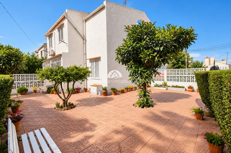 Adosado en venta en Torrevieja, Alicante