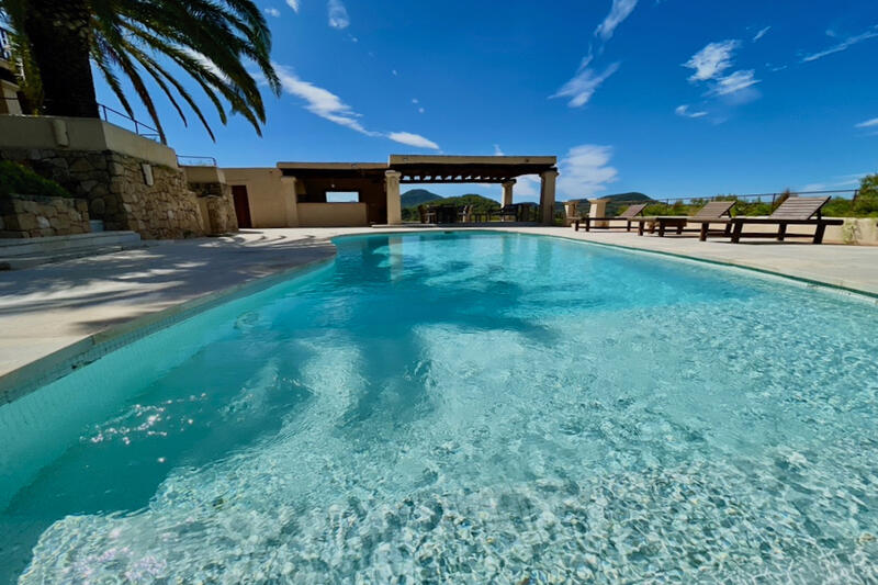 9 chambre Villa à vendre