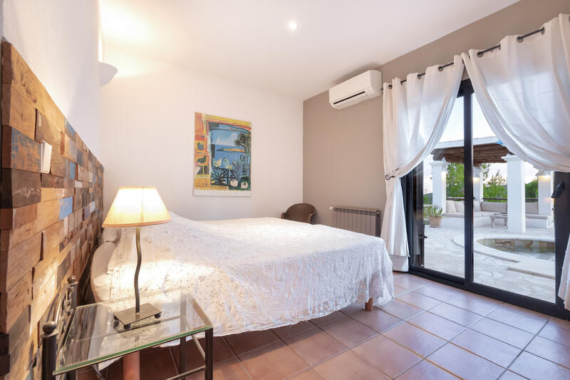 5 Schlafzimmer Landhaus zu verkaufen