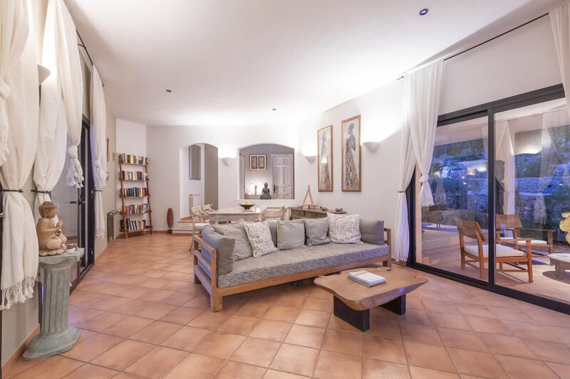 5 Schlafzimmer Landhaus zu verkaufen