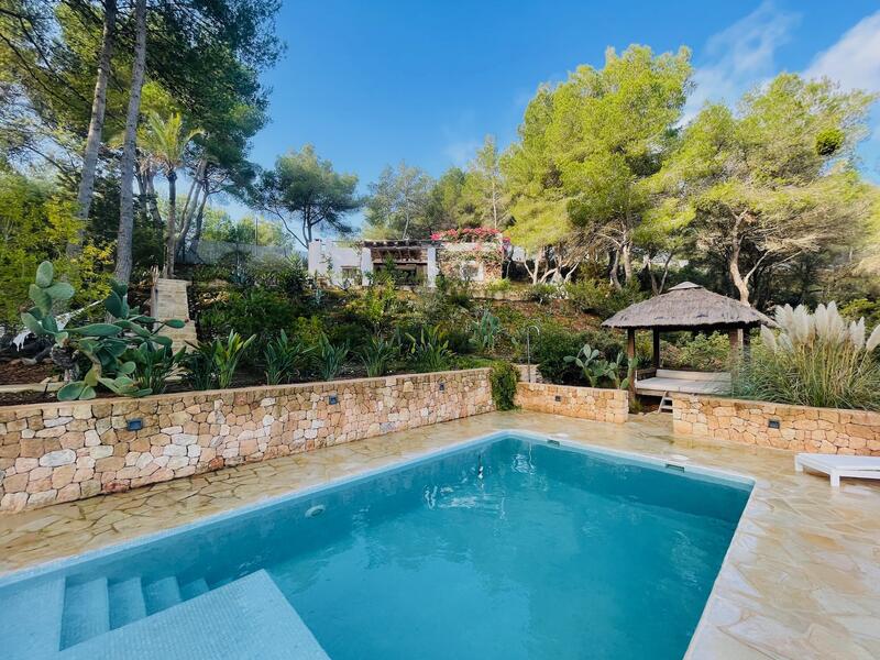 3 bedroom Country House for sale