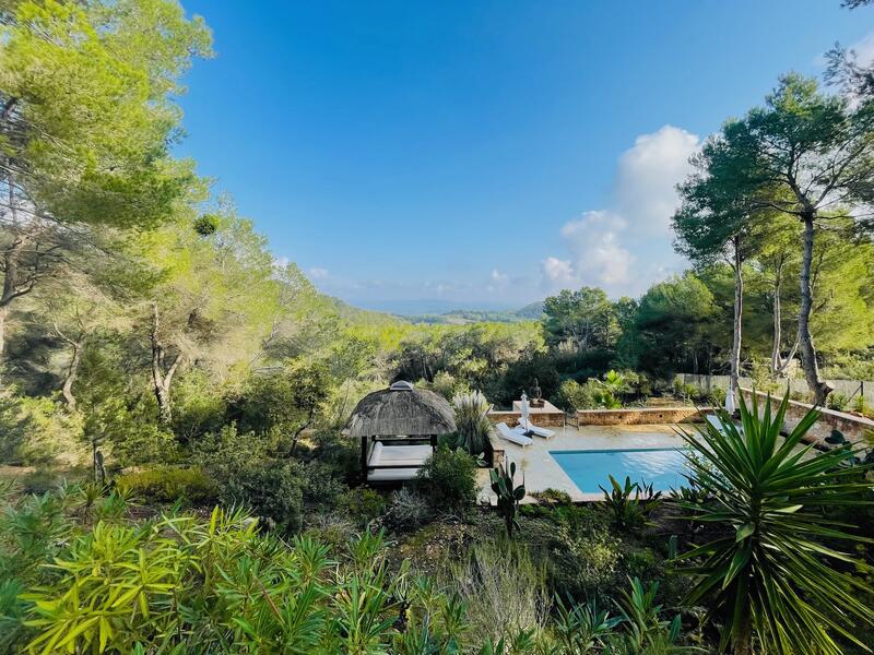 3 bedroom Country House for sale
