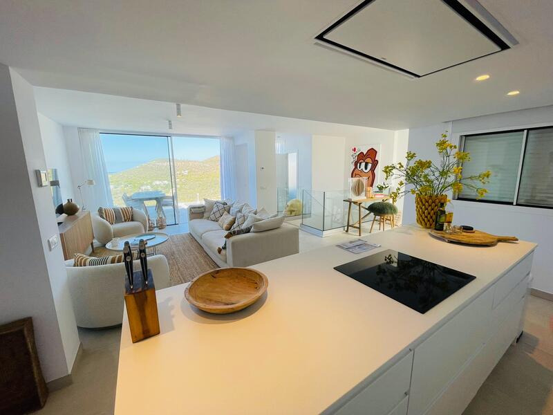 3 bedroom Apartment for sale