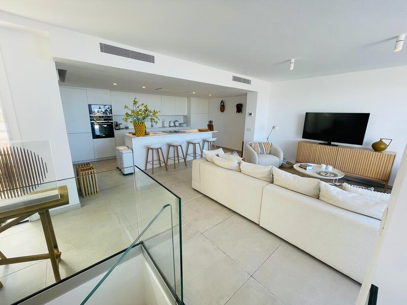 3 bedroom Apartment for sale