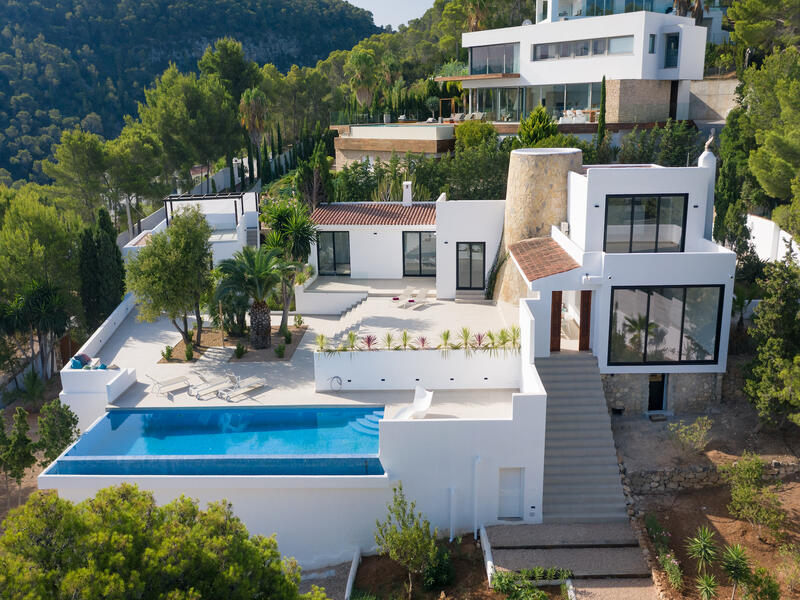 Villa à vendre dans Sant Josep de Sa Talaia (Cala Moli), Ibiza