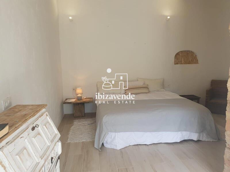 10 bedroom Villa for sale
