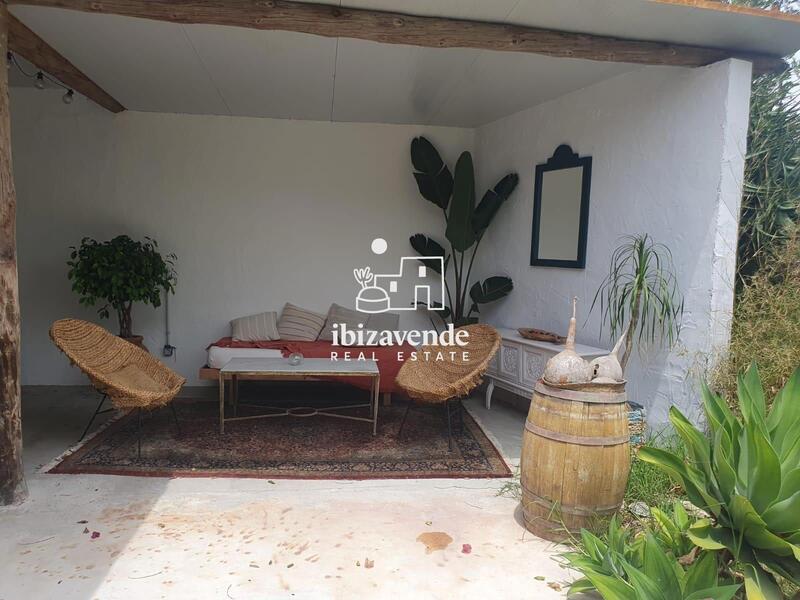 10 bedroom Villa for sale
