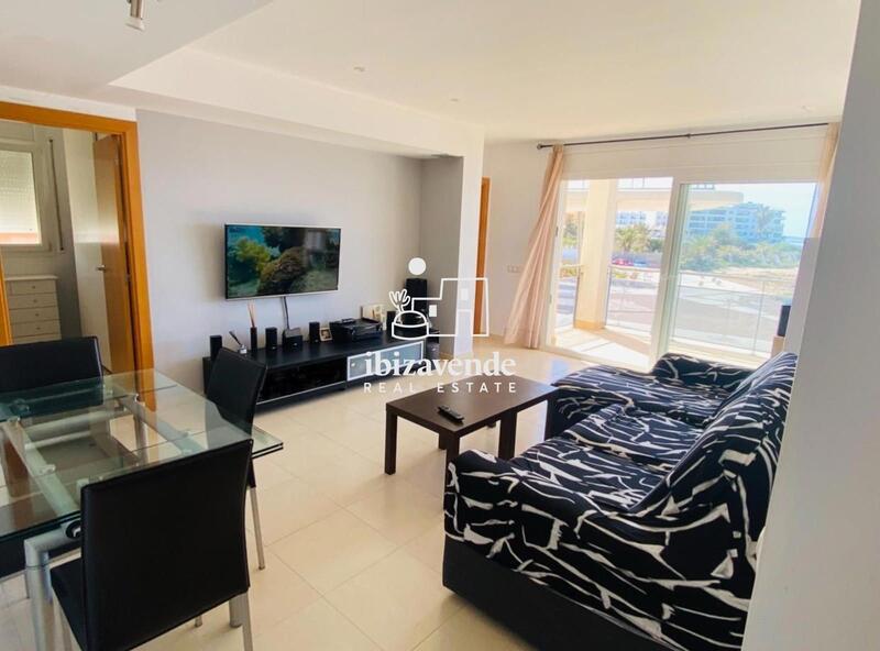 2 bedroom Apartment for Long Term Rent