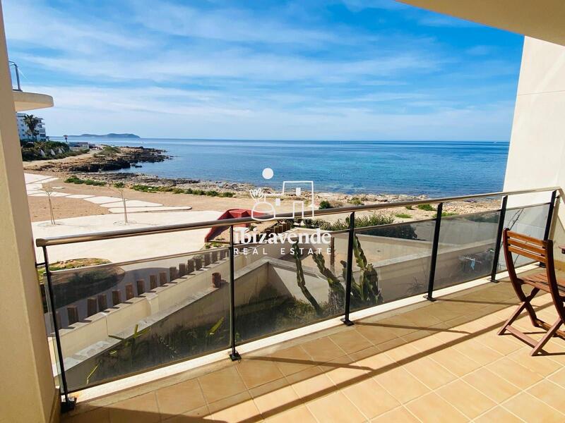 2 bedroom Apartment for Long Term Rent