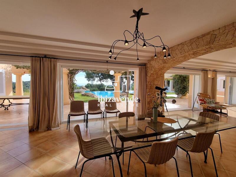 5 bedroom Villa for sale