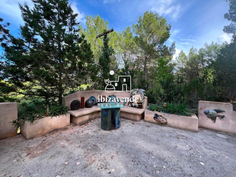 6 bedroom Villa for sale