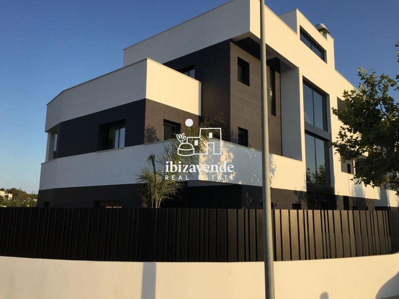 Leilighet til salgs i Santa Eularia Des Riu, Ibiza