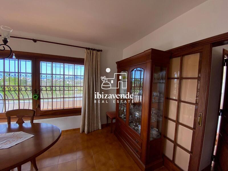 4 bedroom Villa for sale