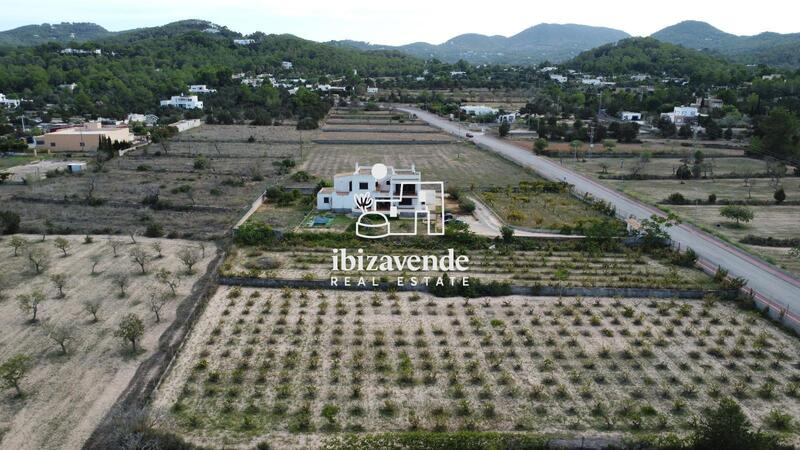 4 bedroom Villa for sale