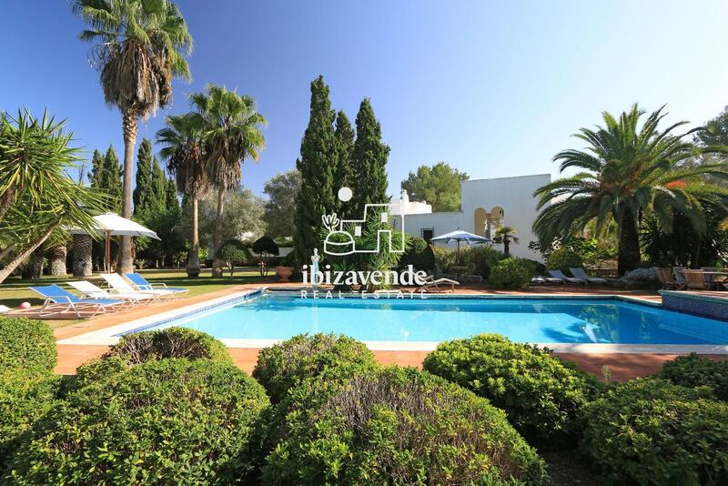 7 bedroom Villa for sale