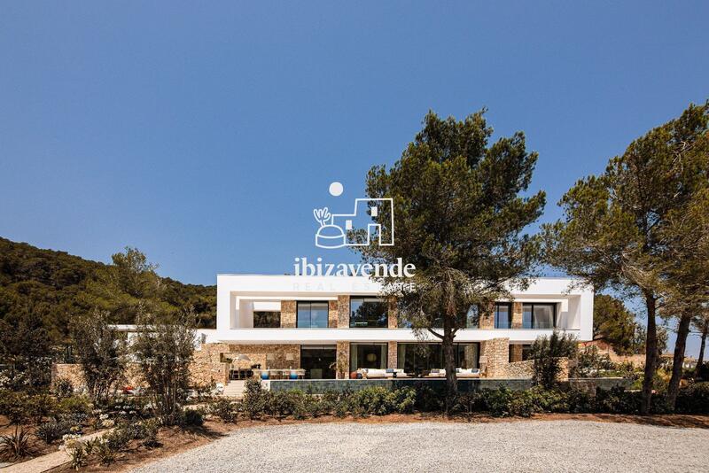 Villa Te koop in Santa Eularia Des Riu, Ibiza
