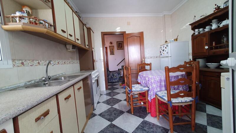 4 Cuarto Adosado en venta