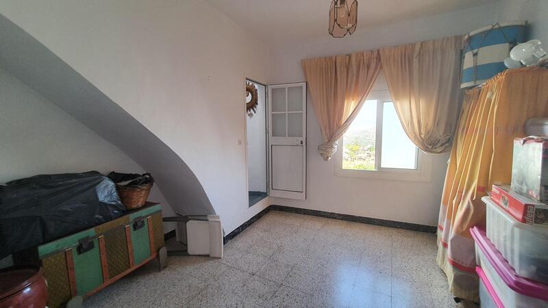 4 Cuarto Adosado en venta