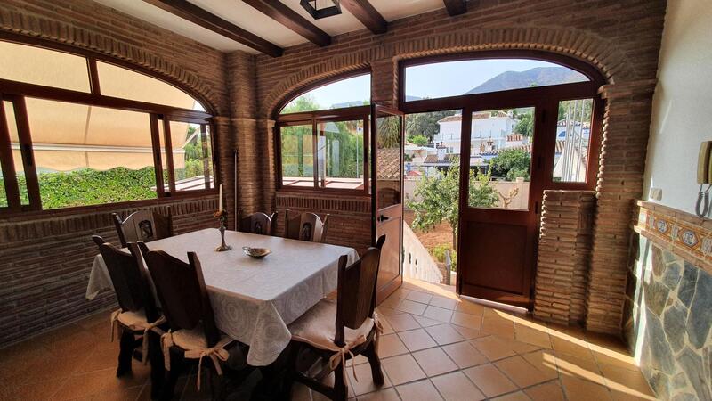 3 Cuarto Villa en venta