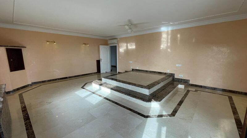 13 bedroom Villa for sale