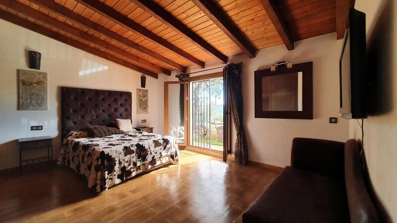 2 Schlafzimmer Landhaus zu verkaufen
