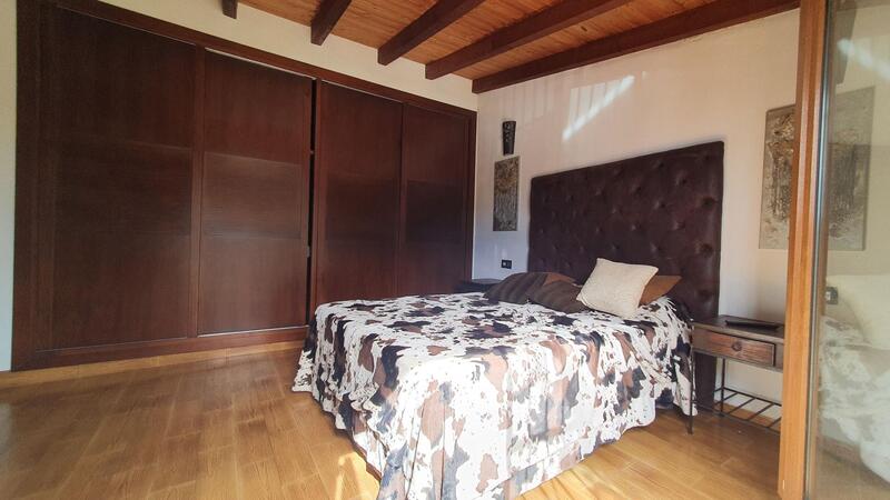 2 Schlafzimmer Landhaus zu verkaufen