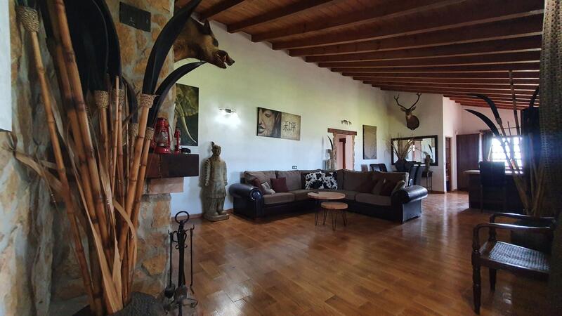 2 Schlafzimmer Landhaus zu verkaufen