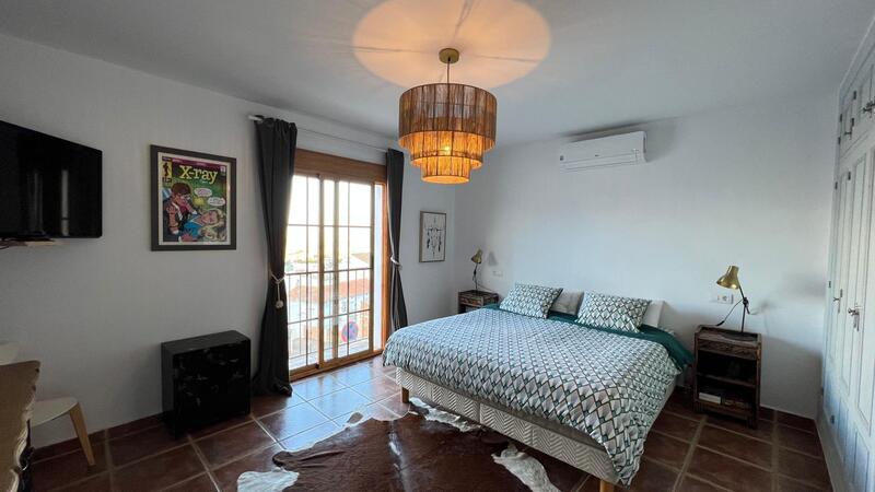 4 Cuarto Adosado en venta