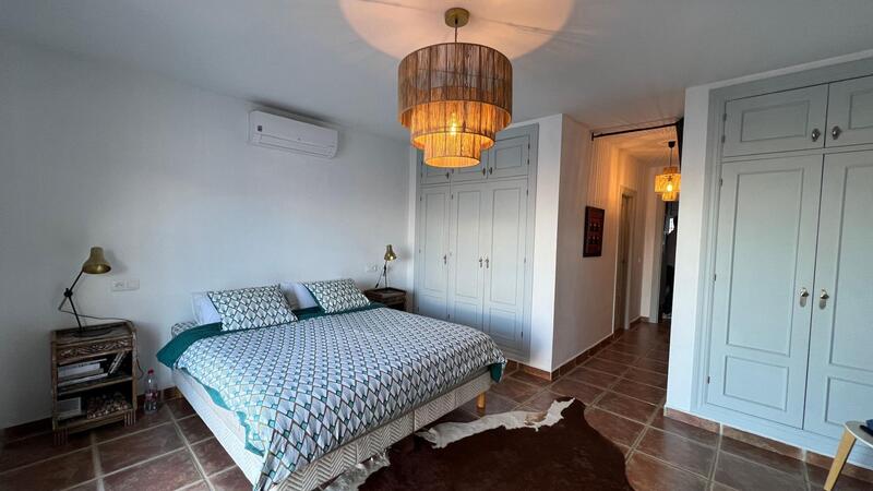 4 Cuarto Adosado en venta