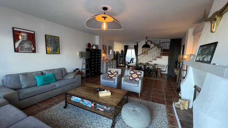 4 Cuarto Adosado en venta