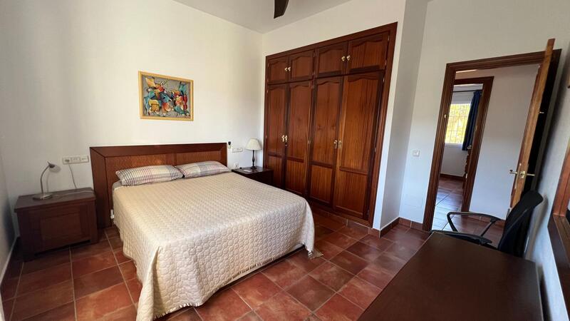 3 chambre Auberge à vendre