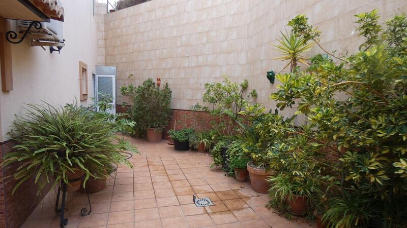 Townhouse for sale in Yunquera, Málaga