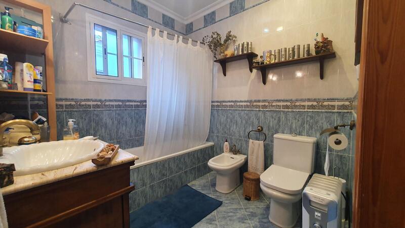 3 Cuarto Villa en venta