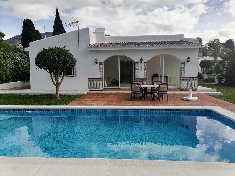 Villa Te koop in Alhaurin el Grande, Málaga