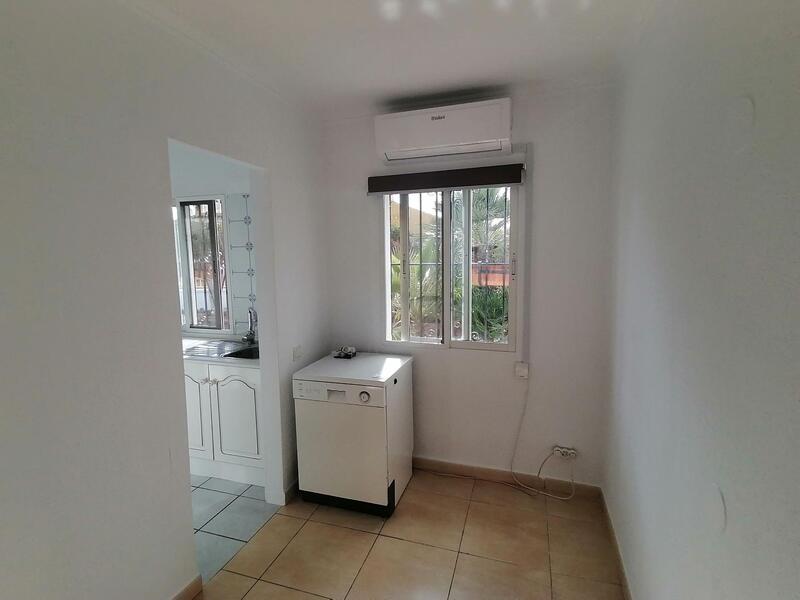 2 Cuarto Villa en venta