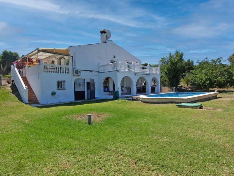 Landhuis Te koop in Alhaurin el Grande, Málaga