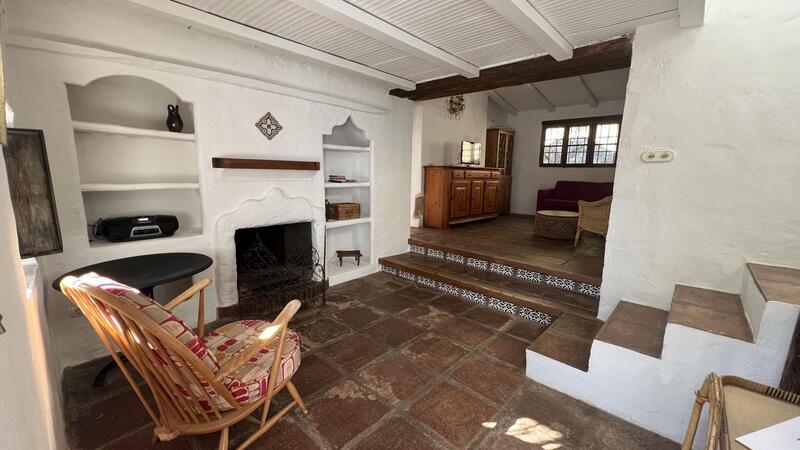 3 bedroom Country House for sale