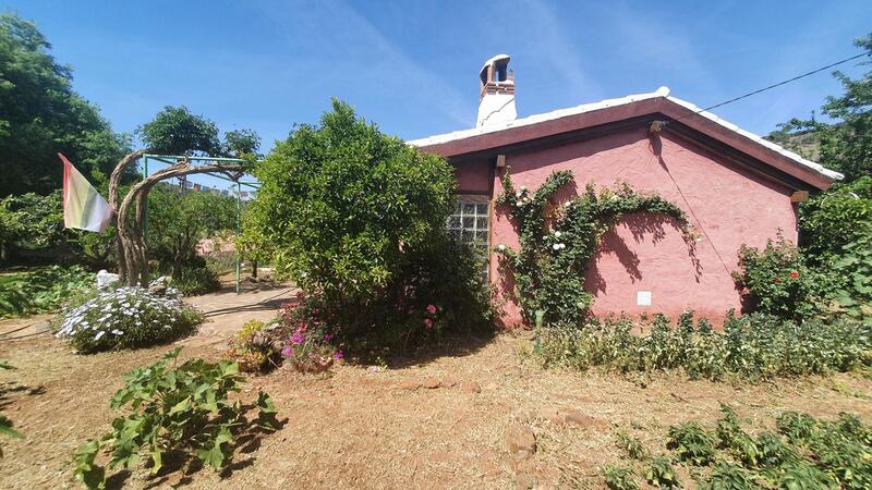 1 bedroom Country House for sale