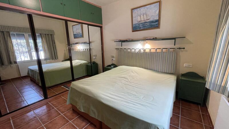 3 Schlafzimmer Landhaus zu verkaufen