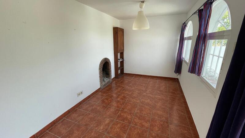 2 bedroom Country House for sale