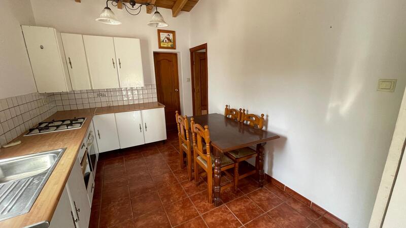 2 Cuarto Casa de Campo en venta