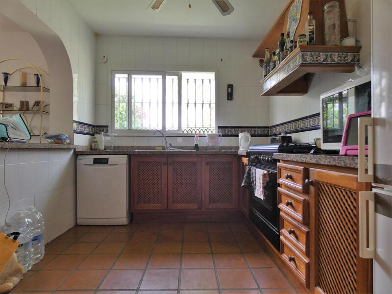 3 bedroom Country House for sale