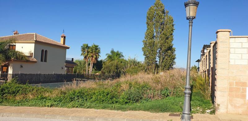 Land for sale in Alhaurin el Grande, Málaga