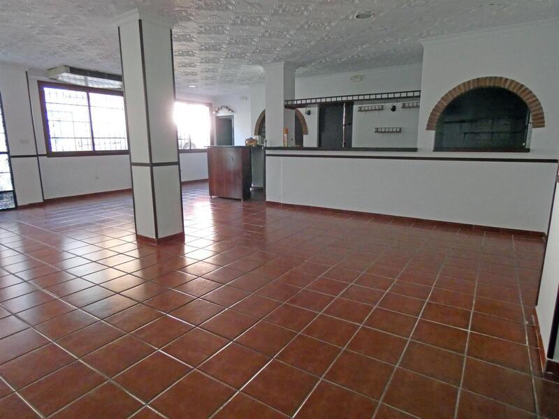 Commercial Property for sale in Alhaurin el Grande, Málaga