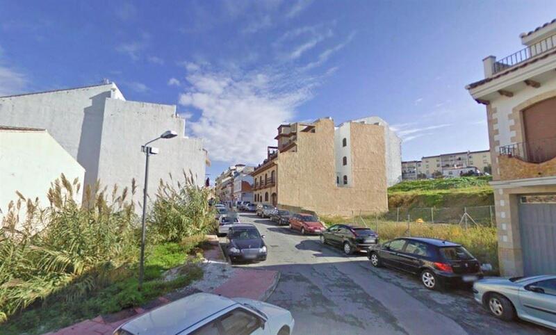 Grundstück zu verkaufen in Alhaurin el Grande, Málaga