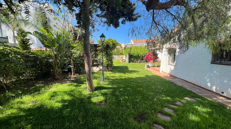 4 Cuarto Villa en venta