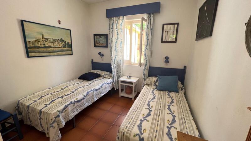 4 Cuarto Villa en venta