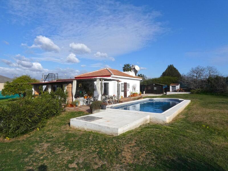 Country House for sale in Cartama, Málaga