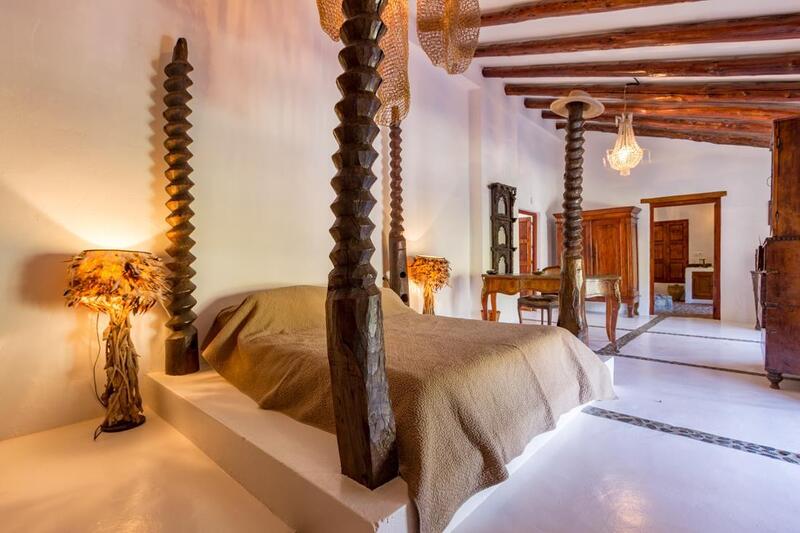 5 bedroom Villa for sale