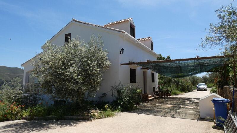 Landhaus zu verkaufen in Casarabonela, Málaga